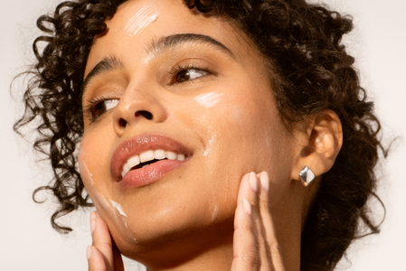 Woman uses best skincare products for sensitive skin